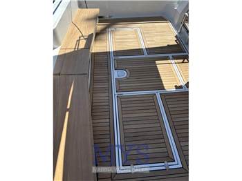 Ferretti Yachts FERRETTI 39 FLY