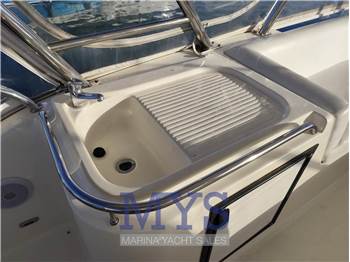 Riviera Marine 47 Flybridge