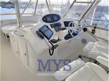 Riviera Marine 47 Flybridge