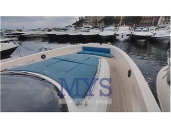 Cayman 400 WA
