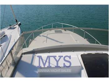 Ferretti Yachts FERRETTI 39 FLY