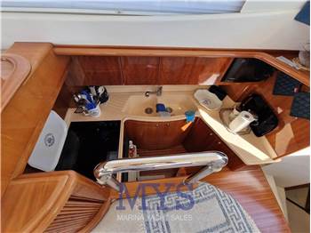 Azimut 46