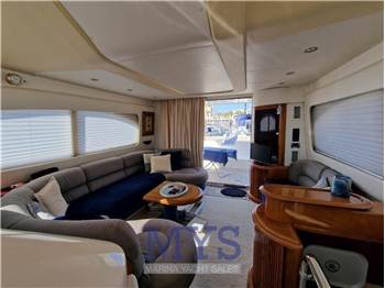 Azimut 46