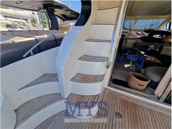 Azimut 46