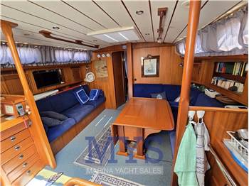 Hallberg Rassy 48