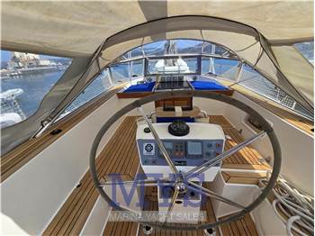 Hallberg Rassy 48