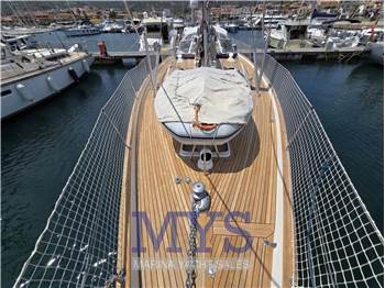 Hallberg Rassy 48