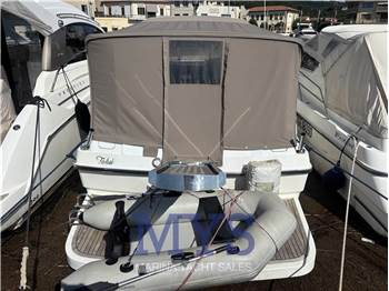 Fairline 33