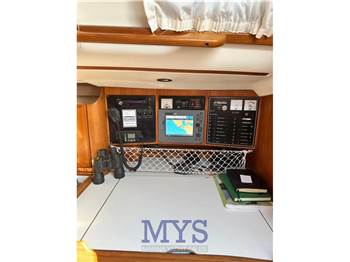 X-Yachts X 382