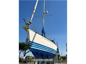 X-Yachts X 382