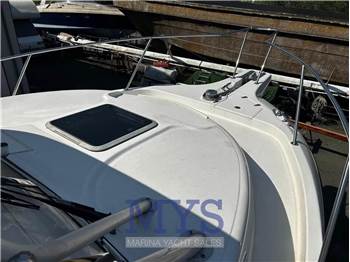 Boston Whaler 305 CONQUEST