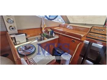 Dellapasqua DC 14 SL Flying Bridge