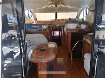Dellapasqua DC 14 SL Flying Bridge