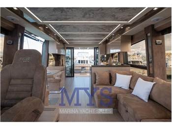 Sessa Marine FLY 68 GULLWING NEW
