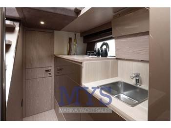 Sessa Marine FLY 68 GULLWING NEW