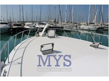 Hatteras 54 Convertible