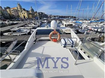 Azimut 43