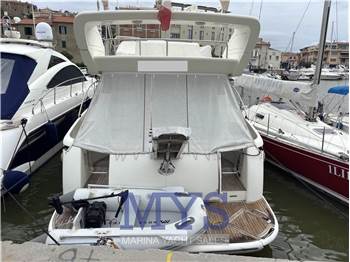 Azimut 46