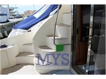 Azimut 46