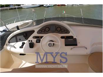 Azimut 46