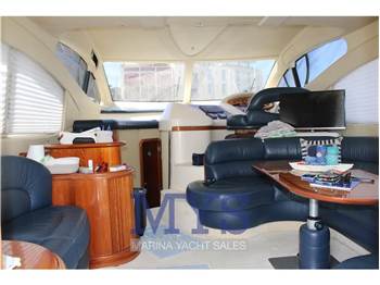 Azimut 46