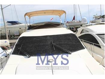 Azimut 46