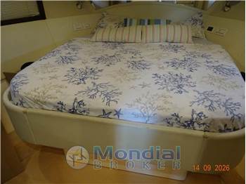 C.ADRIATICO PERSHING 56 HT