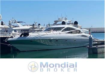 SUNSEEKER PREDATOR 68