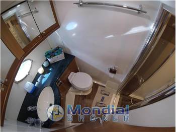 SUNSEEKER PREDATOR 68