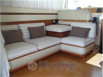 AZIMUT QUARANTATRE