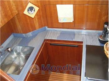 AZIMUT QUARANTATRE