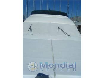 AZIMUT QUARANTATRE