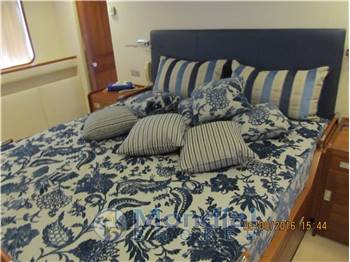 CAMPER e NICHOLSON NAVETTA