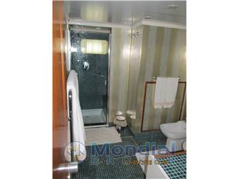 CAMPER e NICHOLSON NAVETTA