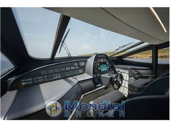 CANTIERI ADRIATICO PERSHING 76