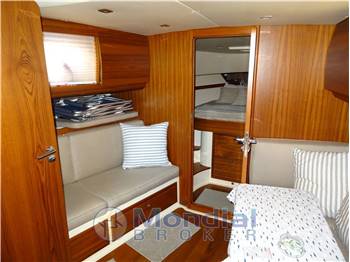 NAUTICA ESPOSITO FUTURA 38