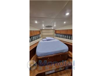 SUNSEEKER PREDATOR 52