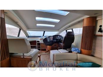 SUNSEEKER PREDATOR 52