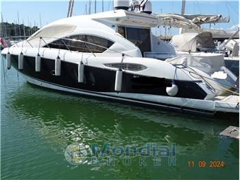 SUNSEEKER PREDATOR 52