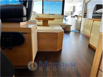 CANTIERI ADRIATICO PERSHING 64