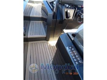 WALLY 48X TENDER