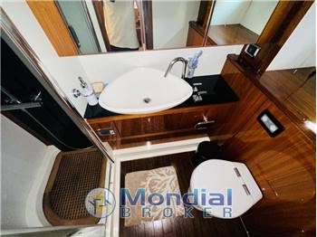 SUNSEEKER MANHATTAN 60