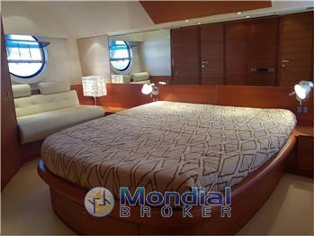 AICON YACHT 64 FLORIDA