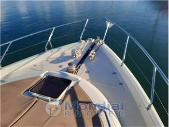 FERRETTI 630