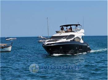 SUNSEEKER MANHATTAN 52