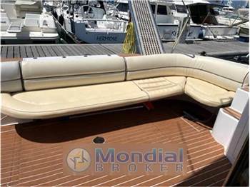 Cruiser Yatch 35.80 flybridge