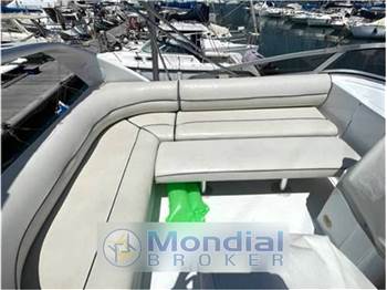 Cruiser Yatch 35.80 flybridge