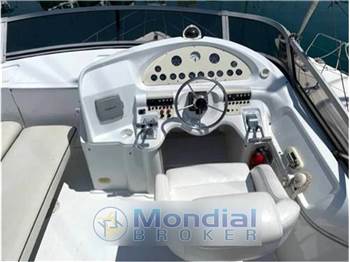 Cruiser Yatch 35.80 flybridge