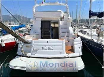 Cruiser Yatch 35.80 flybridge