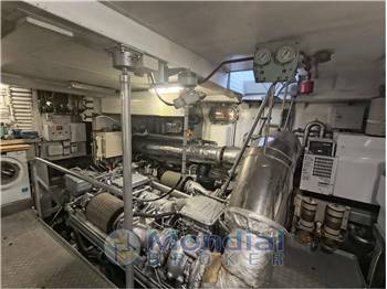 Cantieri navali ADMIRAL GHIBLI 24